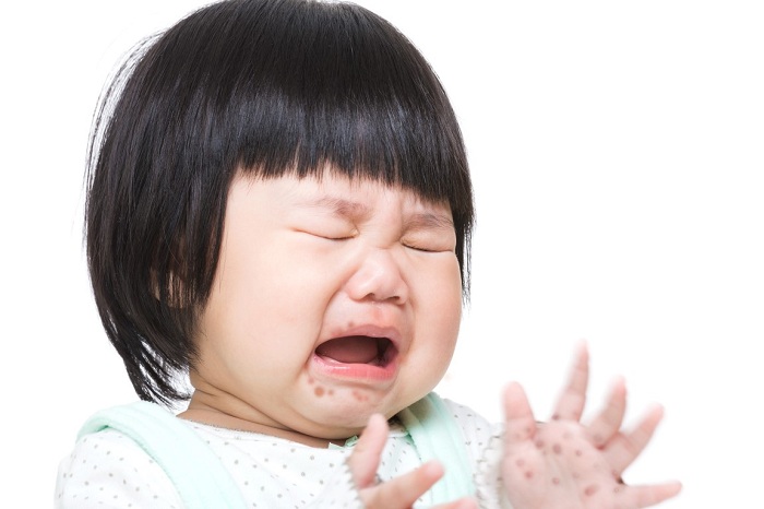 trẻ bị tay chân miệng không chịu ăn trẻ bị tay chân miệng không chịu ăn